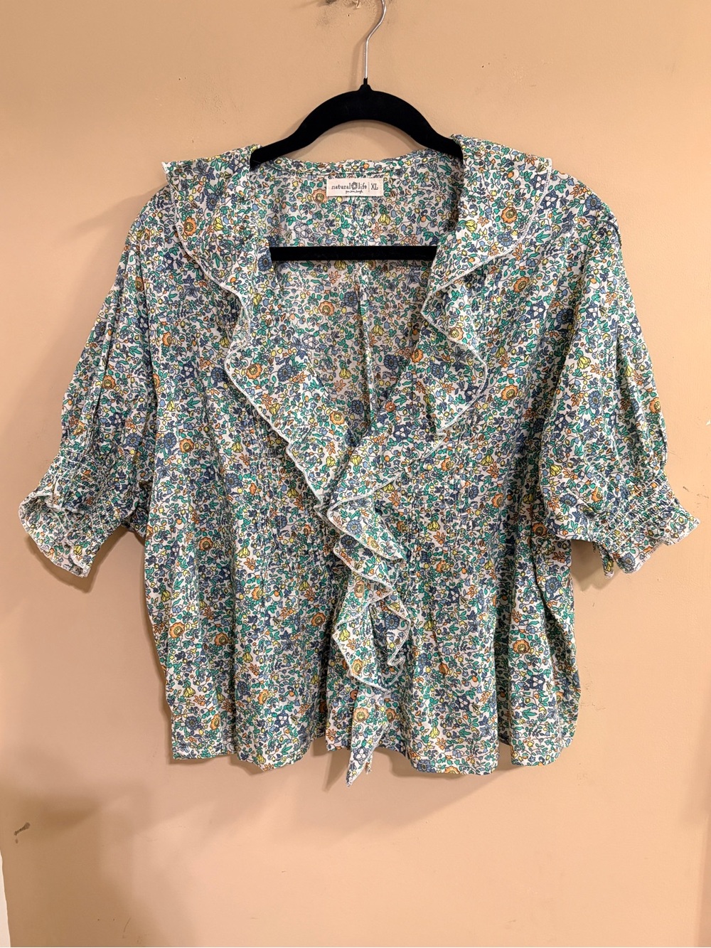 Natural Life My Favorite Cotton Top Green Floral Ruffle with Smocked Sleeves XL